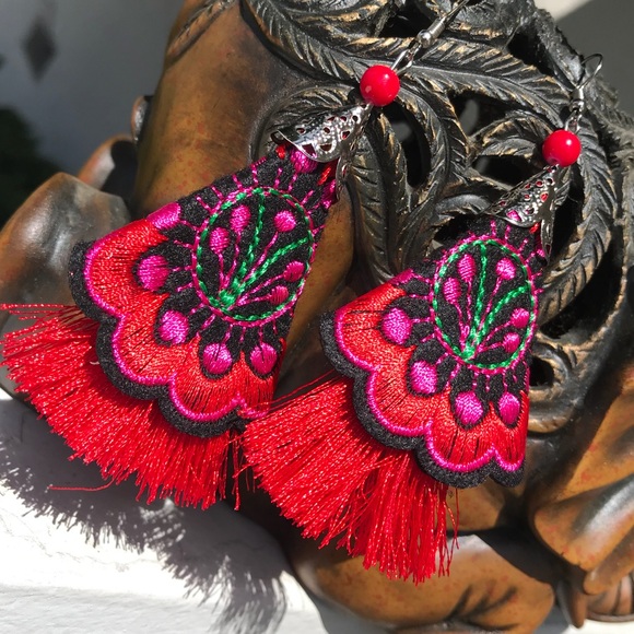ThankYouForLovingVintage Jewelry - Beautiful Floral Boho Embroidered Tassel Earrings